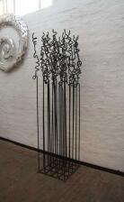 220 cm hohe Skulptur aus Stahl