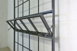 Stahl Tür mit Durchreiche im Bauhaus Stil