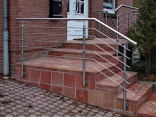 Qualitätsvolles Treppengeländer aus Edelstahl, Preis per lfm
