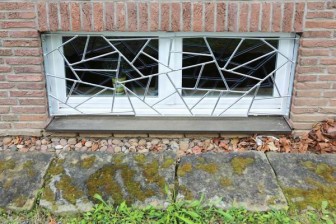 Einbruchschutz für Fenster mit Schmitzstruktur