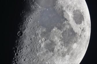 Mond Detail am 20.12.12 mit einer 2 x Barlow Linse am 16" Orion ODK
