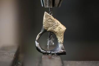 Ringe aus Eisen und Gold