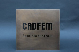 Werbeschild  "CADFEM " mit auslackierter Gravur