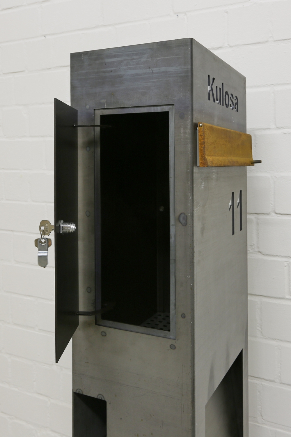 Corten Briefkasten in Edelrost