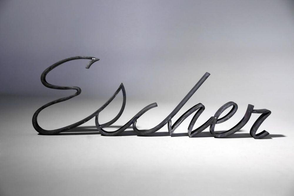 Schrift aus Flachstahl gefertigt