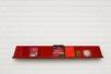 Wandhängender Prospekthalter in Verkehrsrot (RAL 3020) - Prospekthalter 2 Meter, rot lackiert