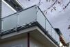 Balkongeländer aus feuerverzinktem Vierkantrohr