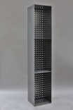 Kaminholzregal aus 3 mm Stahl mit einer Rückwand aus Lochblech
