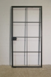 die Filigrane Stahl Tür im Bauhaus Look