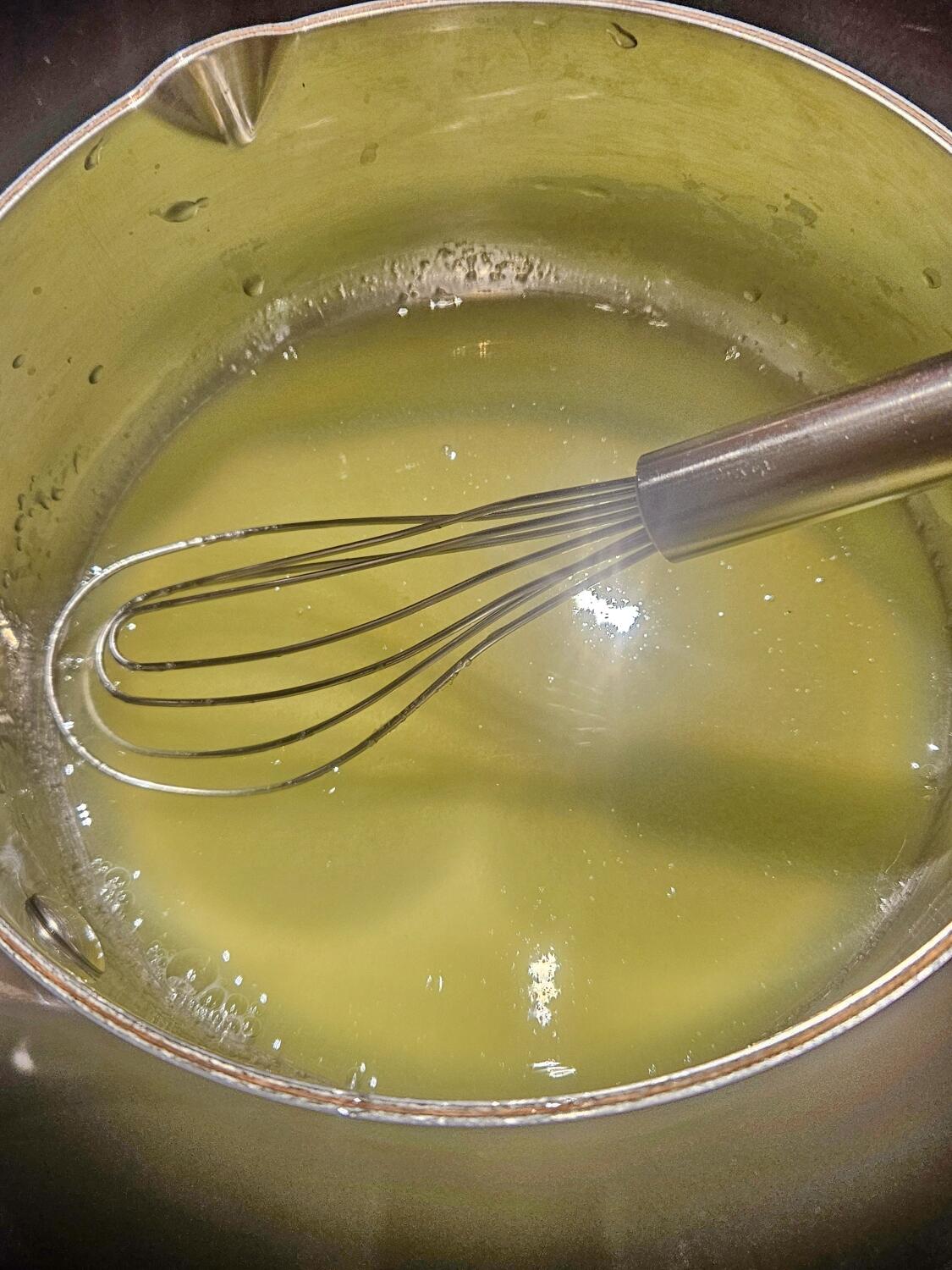 Gurkengelee mit Räucherlachs & Feigensenfcreme