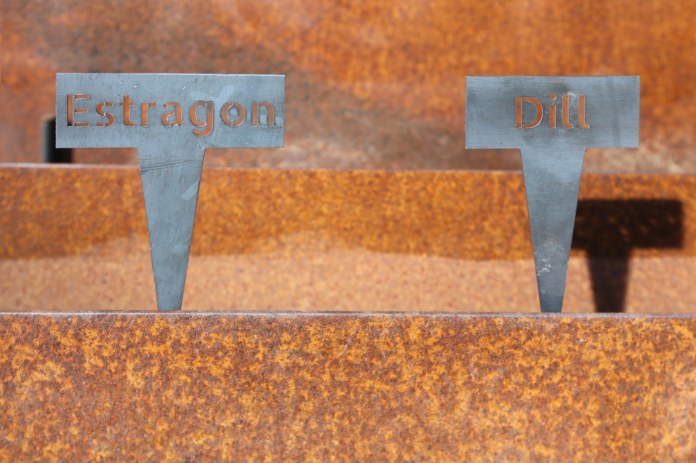 Kräuter Stecker aus rostendem Stahl - Kräterstecker Estragon, Dill