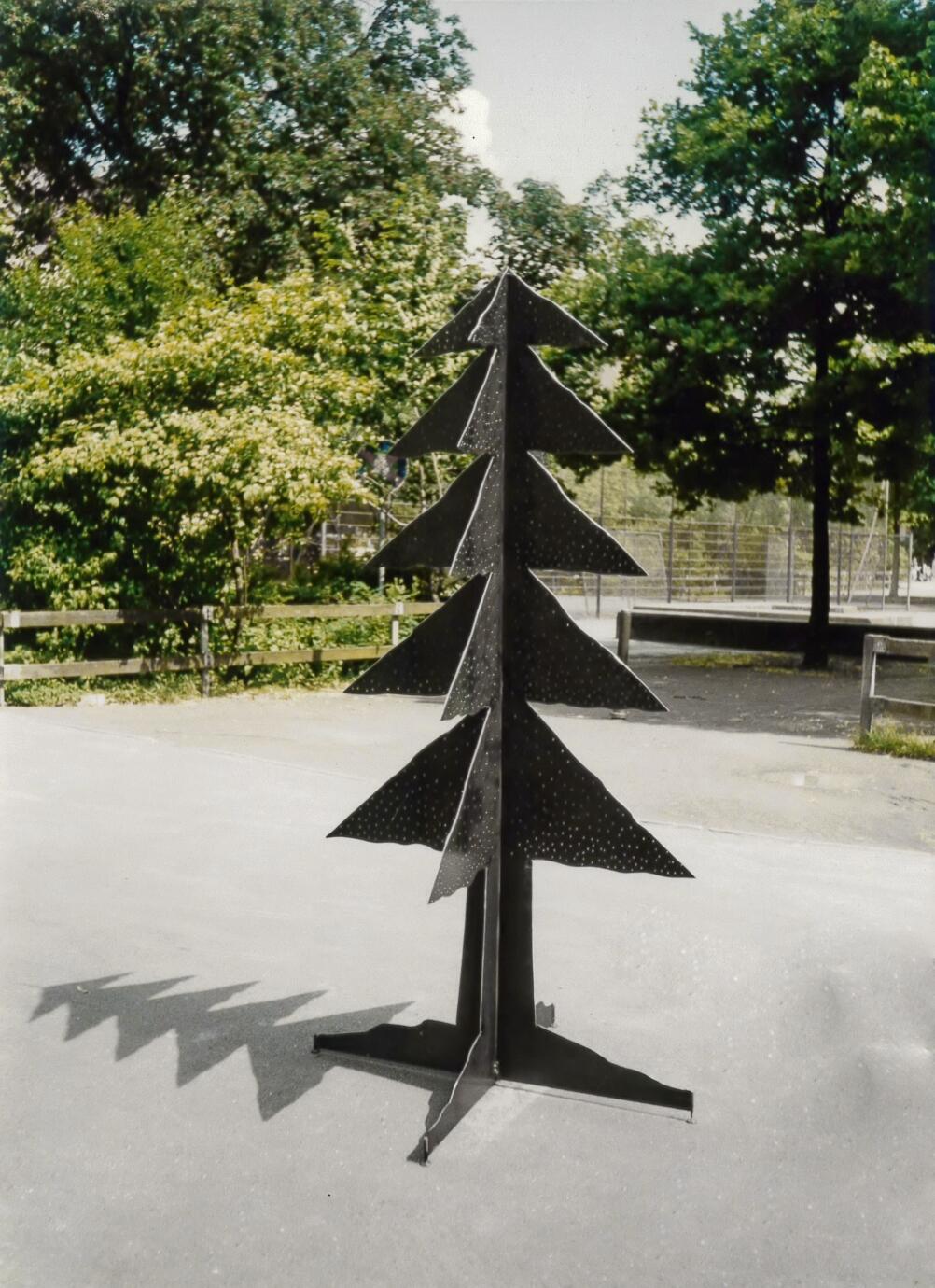 Tannenbaum aus 3 mm Stahlblech