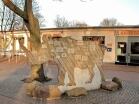 Sponsoren Nashorn aus Eiche für den Zoo Hannover