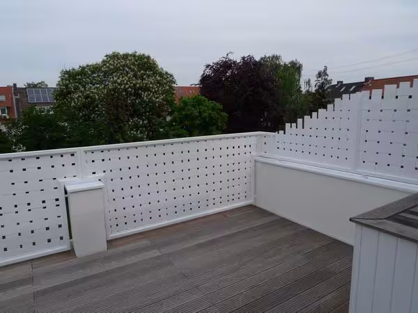 Balkongeländer mit Geflecht aus lackiertem Aluminium - Balkongefender mit Geflecht