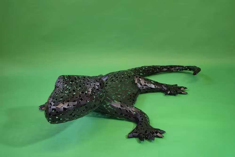 Wahrhaft beeindruckender Gecko aus kleinen Blechteilen - Gecko, Echse