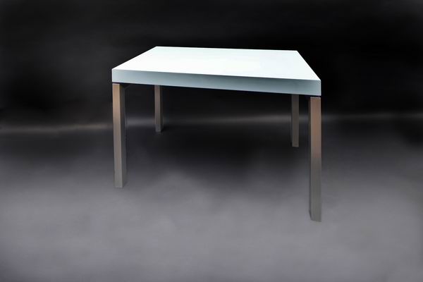 Tischgestell aus Edelstahl Vierkantrohr