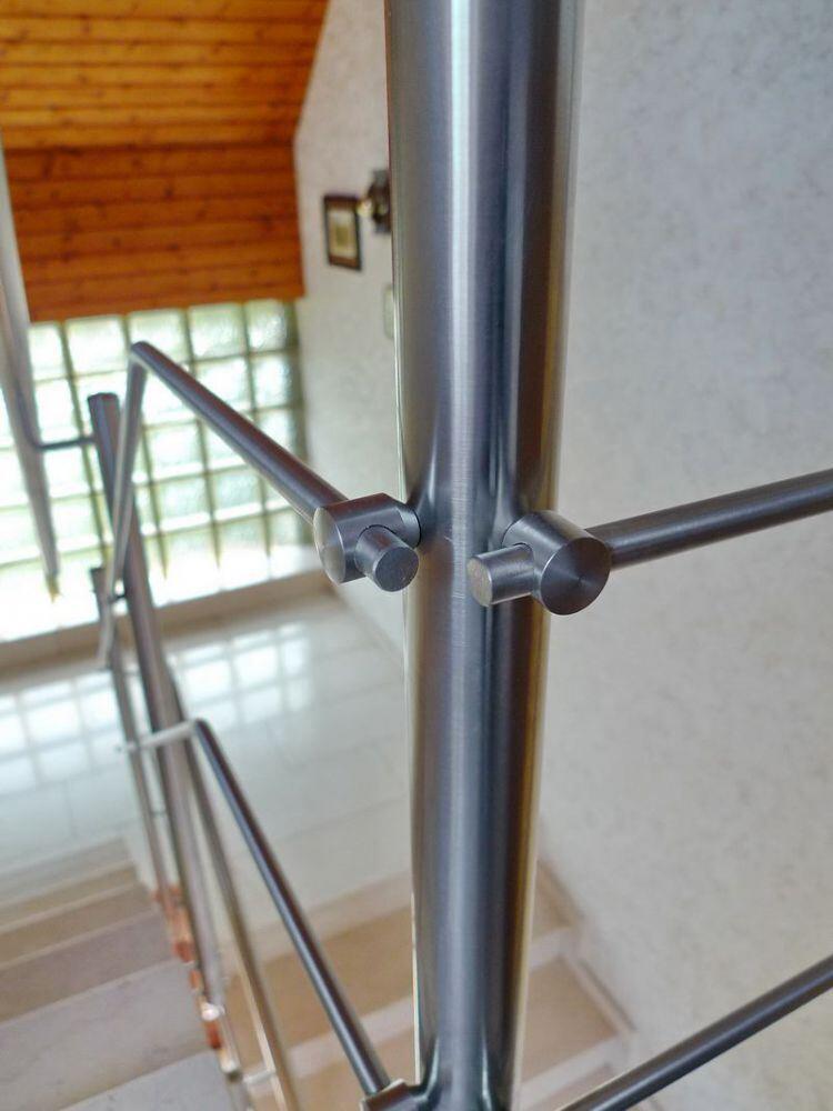 Treppengel&auml;nder aus Edelstahl mit 2 Relingst&auml;ben