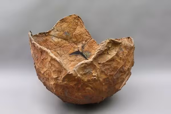 Pr&auml;chtiges Gef&auml;&szlig; aus flammgespritzter Bronze - riesig gro&szlig;