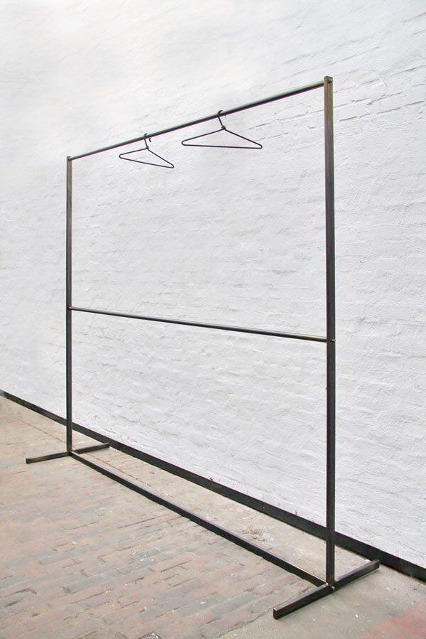 Kleiderst&auml;nder oder Garderobe aus Stahl