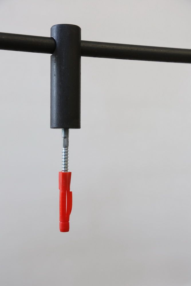 Gardinenstange aus verzundertem Rohstahl