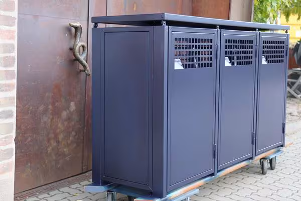 Müllbox aus lackiertem, feuerverzinktem Stahl - Blau lackierte Müllbox