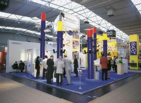 Messestand mirt riesigen Zelten für Ordat auf der CeBit 1999