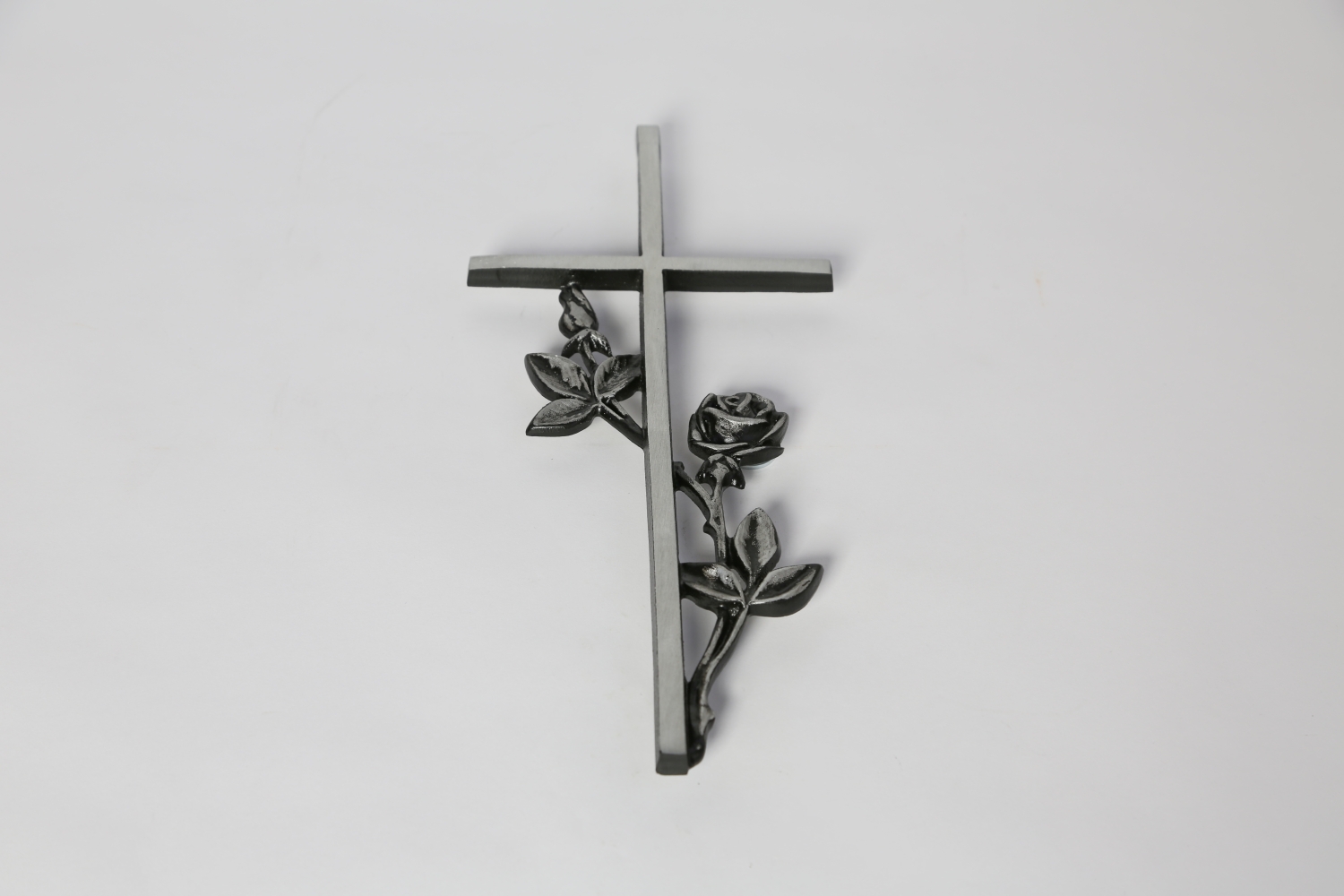 Rosenkreuz - Kreuz umschlungen von einer Rose