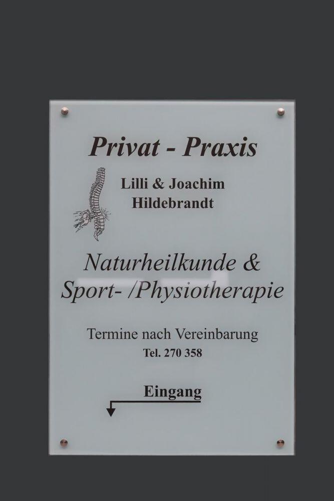 Glasschild  f&uuml;r eine Physiotherapie Praxis