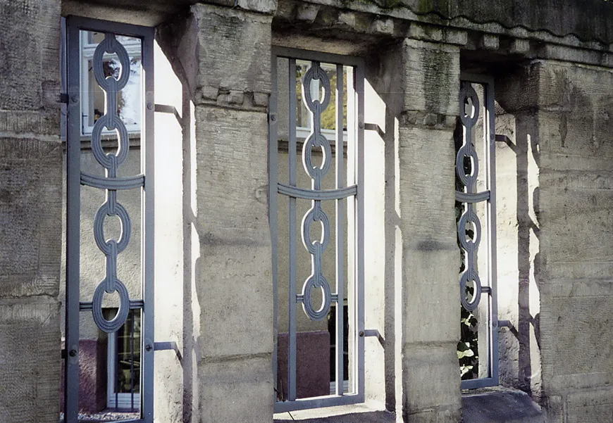 Zaun und Tor in Leipzig - geschmiedeter Zaun