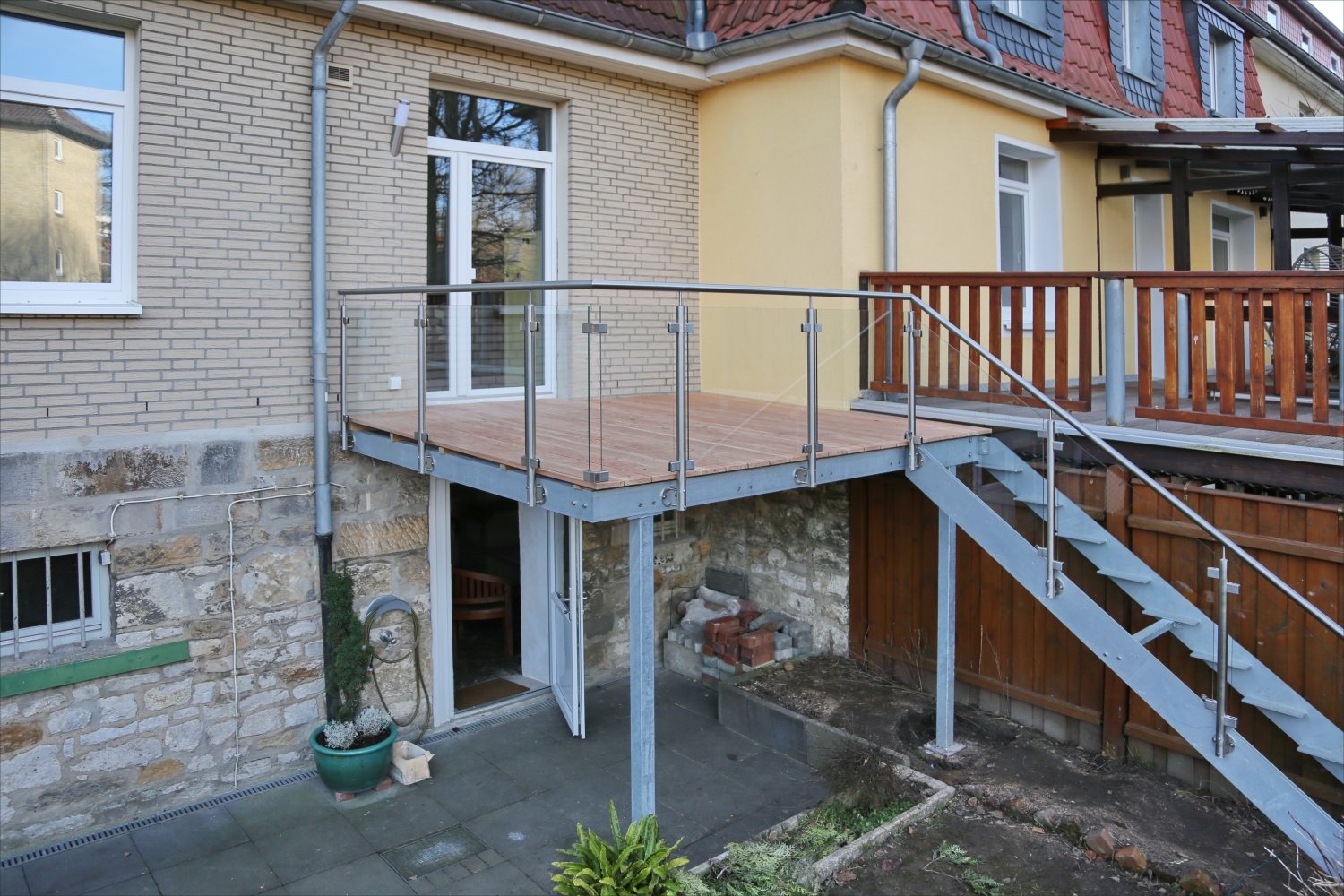 Sichtschutzzaunabdeckung – Individuelle Größen, 90% Sichtschutz, UV-beständig, Mit Ösen & Kabelbindern