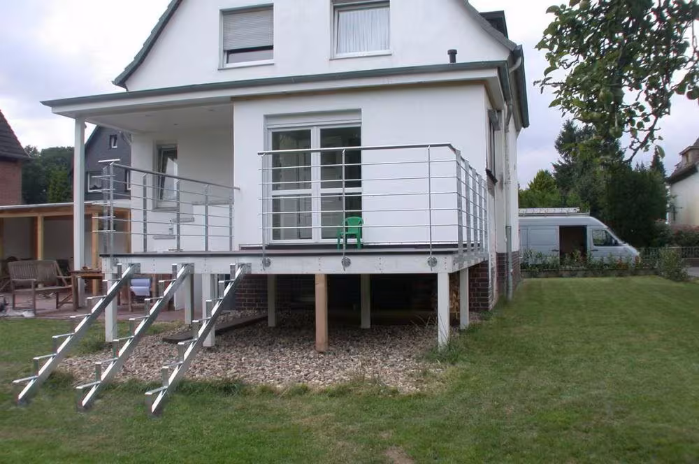 Terrassengel&auml;nder aus verzinktem Stahl mit Edelstahlhandlauf