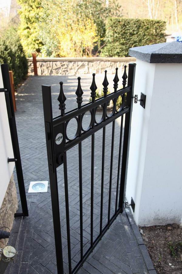 Tor in Schmiedeoptik