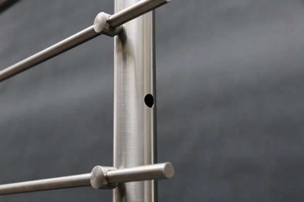 ein schönes Reling Geländer aus Edelstahl