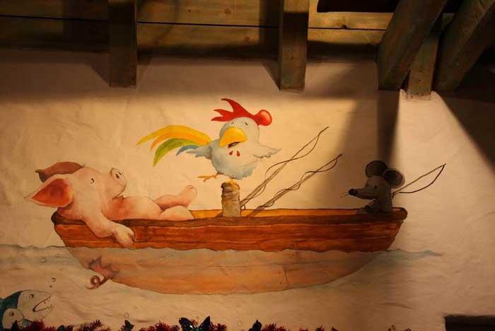 Wandmalerei in Waldemars Wundertüte, dem Shop in Mullewapp im Zoo Hannover