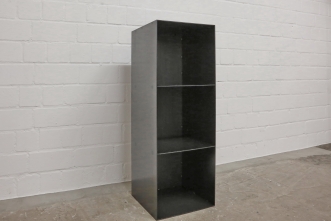 Kaminholzregal aus Rohstahl mit 3 Gefachen