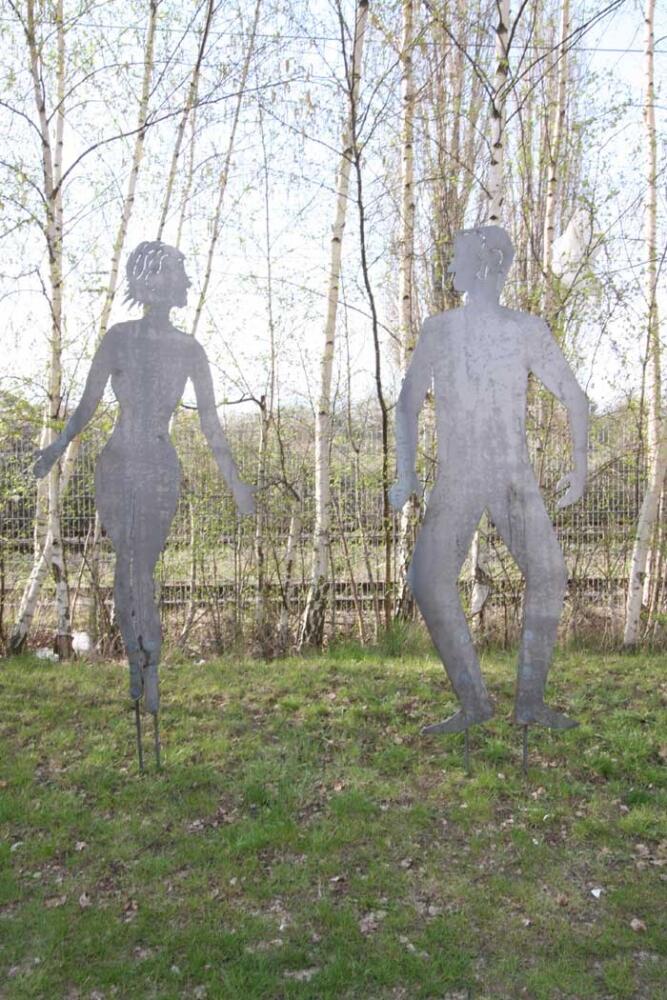 Gartenskulpturen als Brautpaar aus Stahl plasmagetrennt - Skulptur Brautpaar
