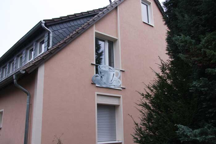 Lust auf Caffee? franz. Balkon mit plasmagetrennten Tassen für die 