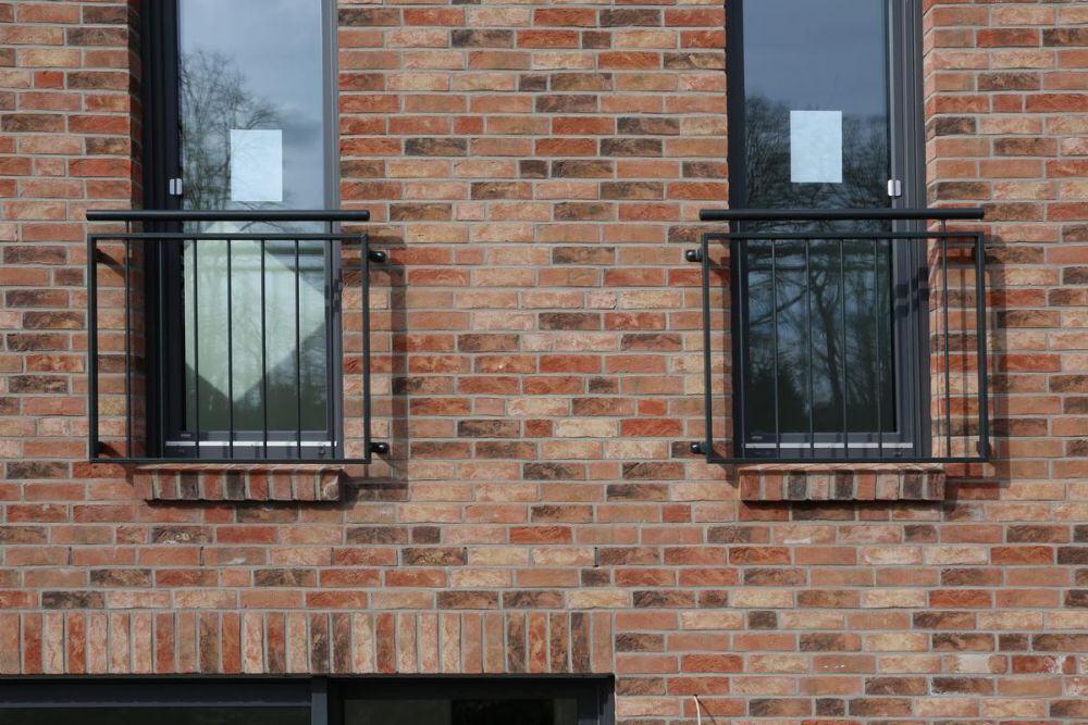 französische Balkone mit Stabfüllung, verzinkt und lackiert - französischer Balkon