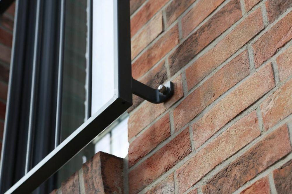 franz&ouml;sische Balkone mit Stabf&uuml;llung, verzinkt und lackiert