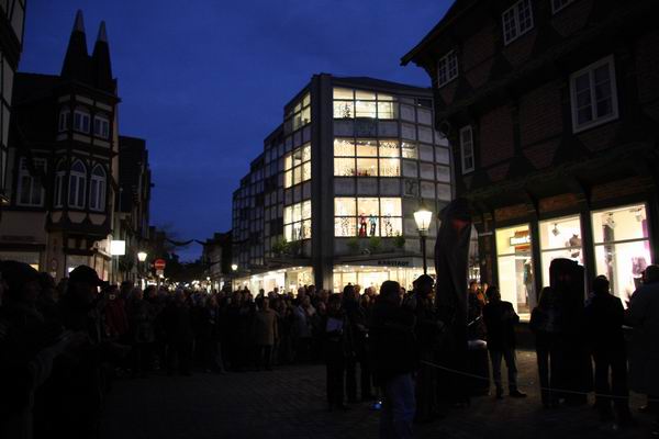 Sensationell !!! Eröffnung !!! sprechende Laternen in Celle
