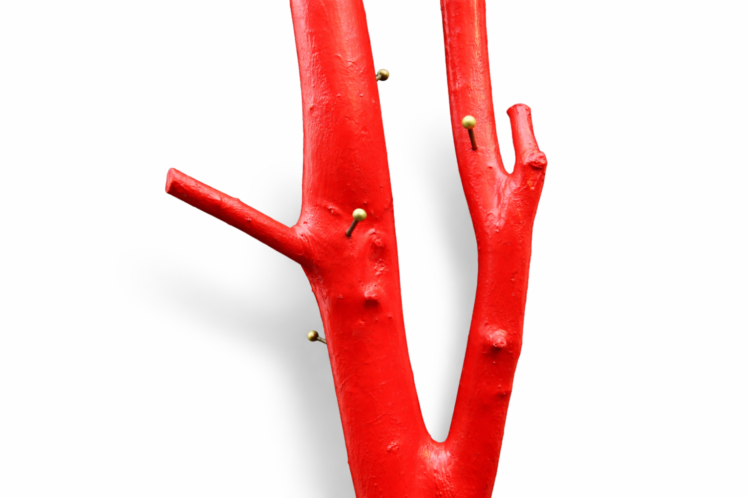 Garderobe aus Stahl und einem lackierten Baumstamm - rot lackierte Baumstamm Garderobe