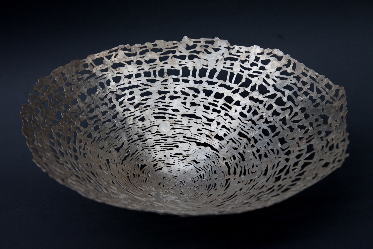Schale aus Feinsilber