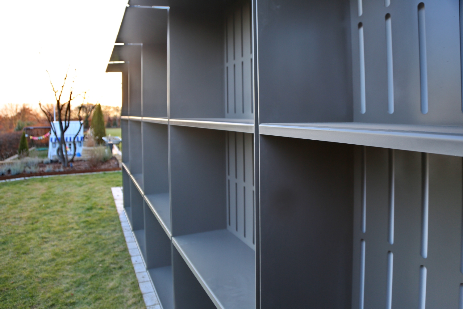 Kaminholz Regale aus Edelstahl