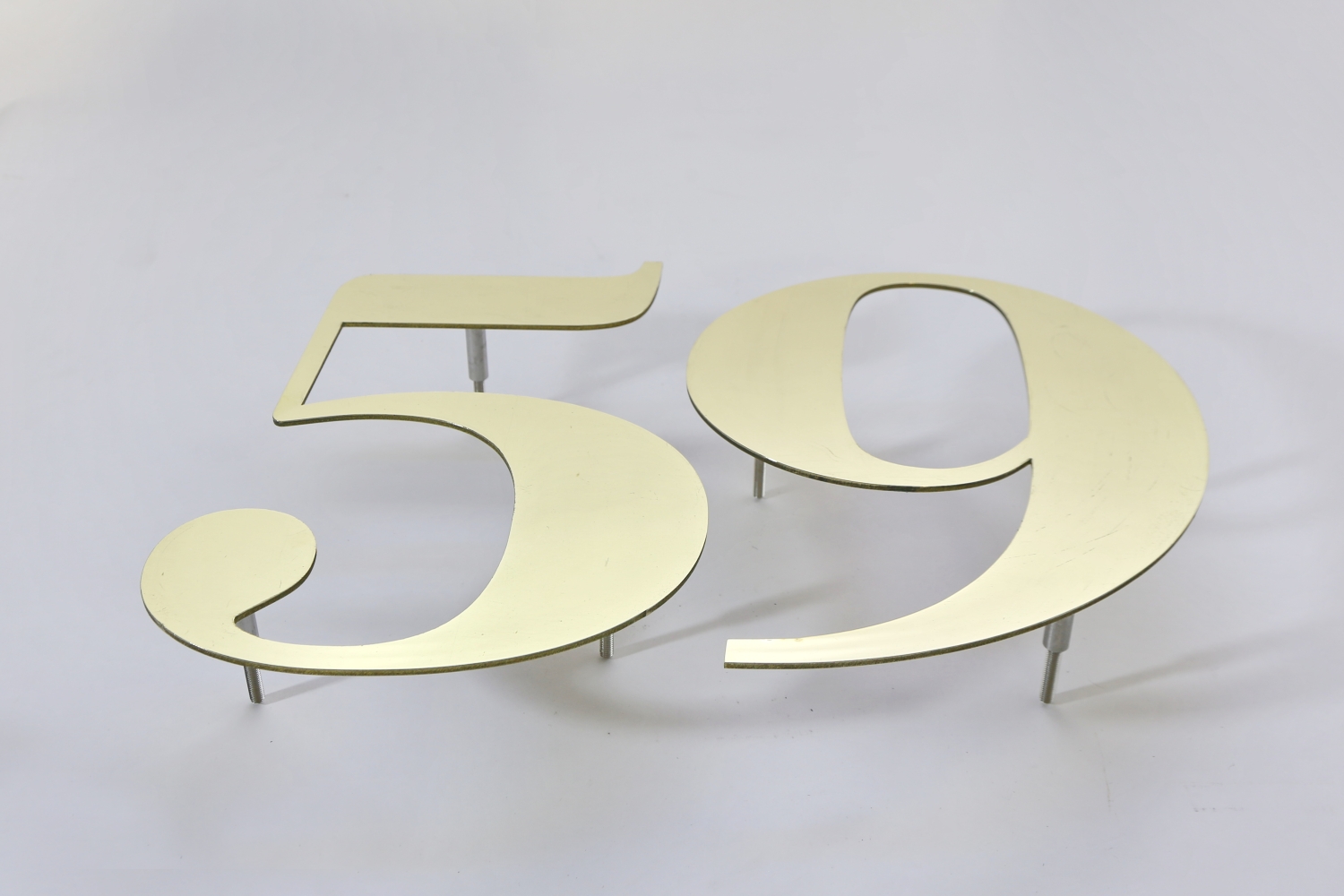 Messing Hausnummer, poliert