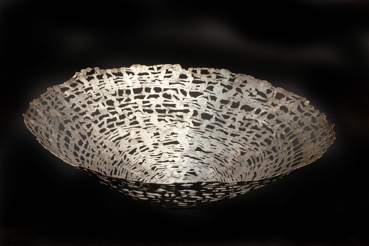 Schale aus Feinsilber