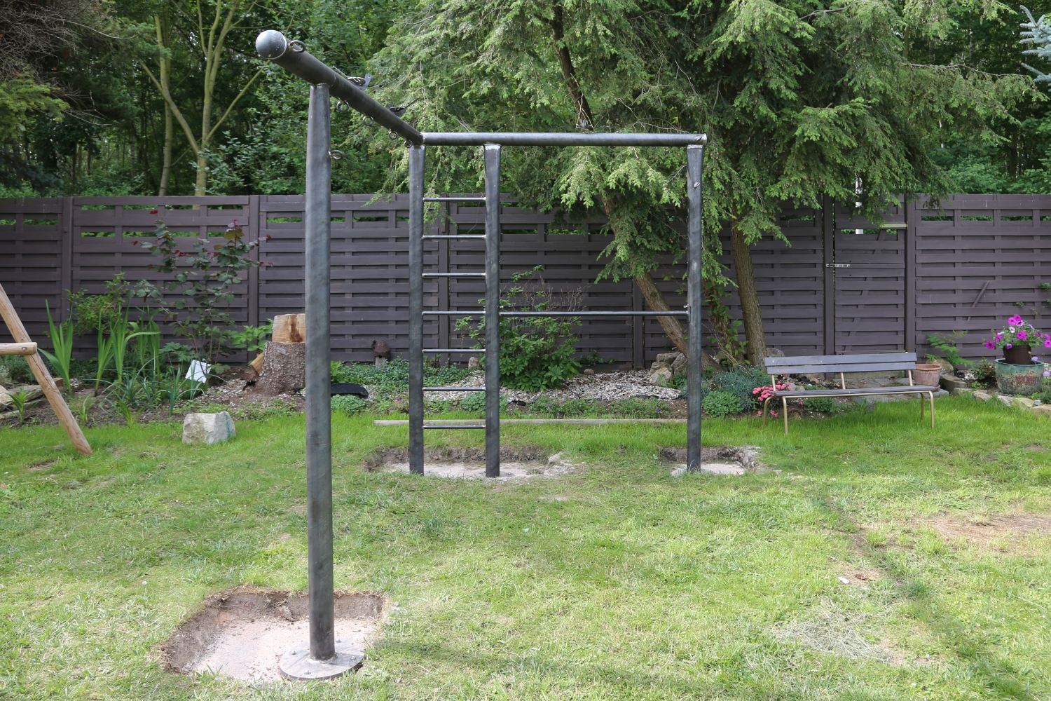 Schaukel aus Stahlrohr