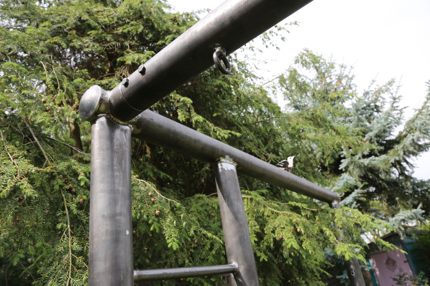 Schaukel aus Stahlrohr