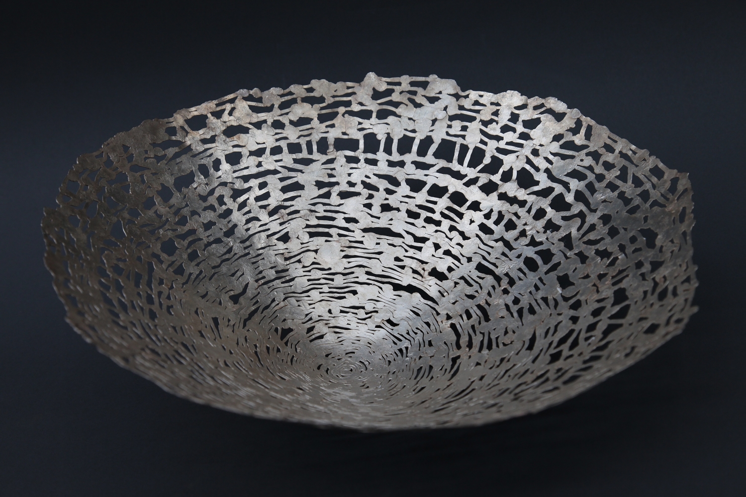 Schale aus Feinsilber