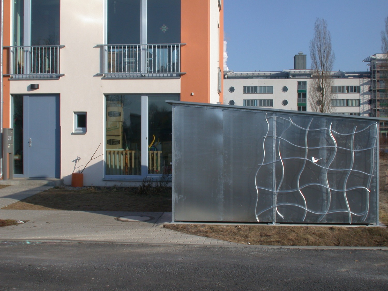 Fahrradhaus mit Rankgitter