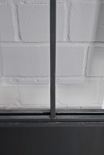 Tür im Loft Look, Füllung aus Glas und Stahlblech